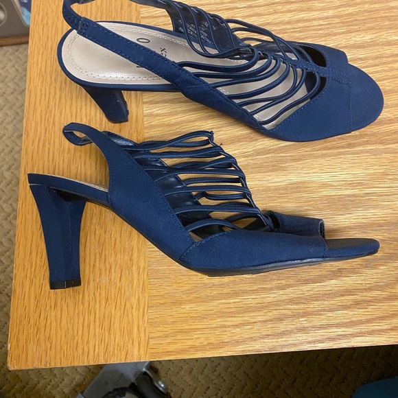 Shoes - Picture 1 of 2